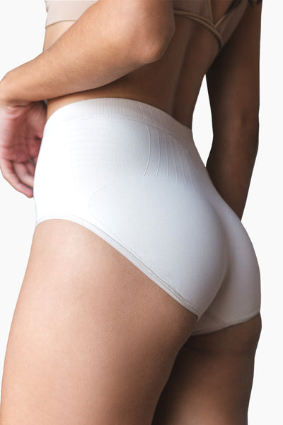 Contouring High-Leg Brief