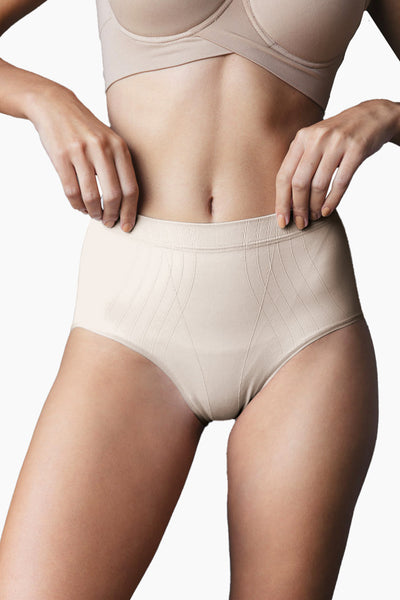 Contouring High-Leg Brief