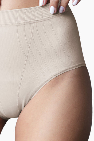 Contouring High-Leg Brief